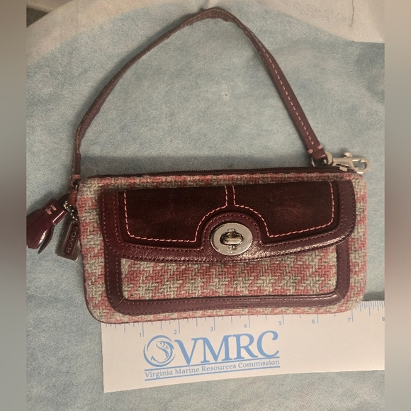 Handbags - Coach Burgundy and Tweed Wristlet -used
